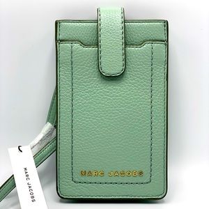 NWT Marc Jacobs Leather Phone Crossbody Wallet